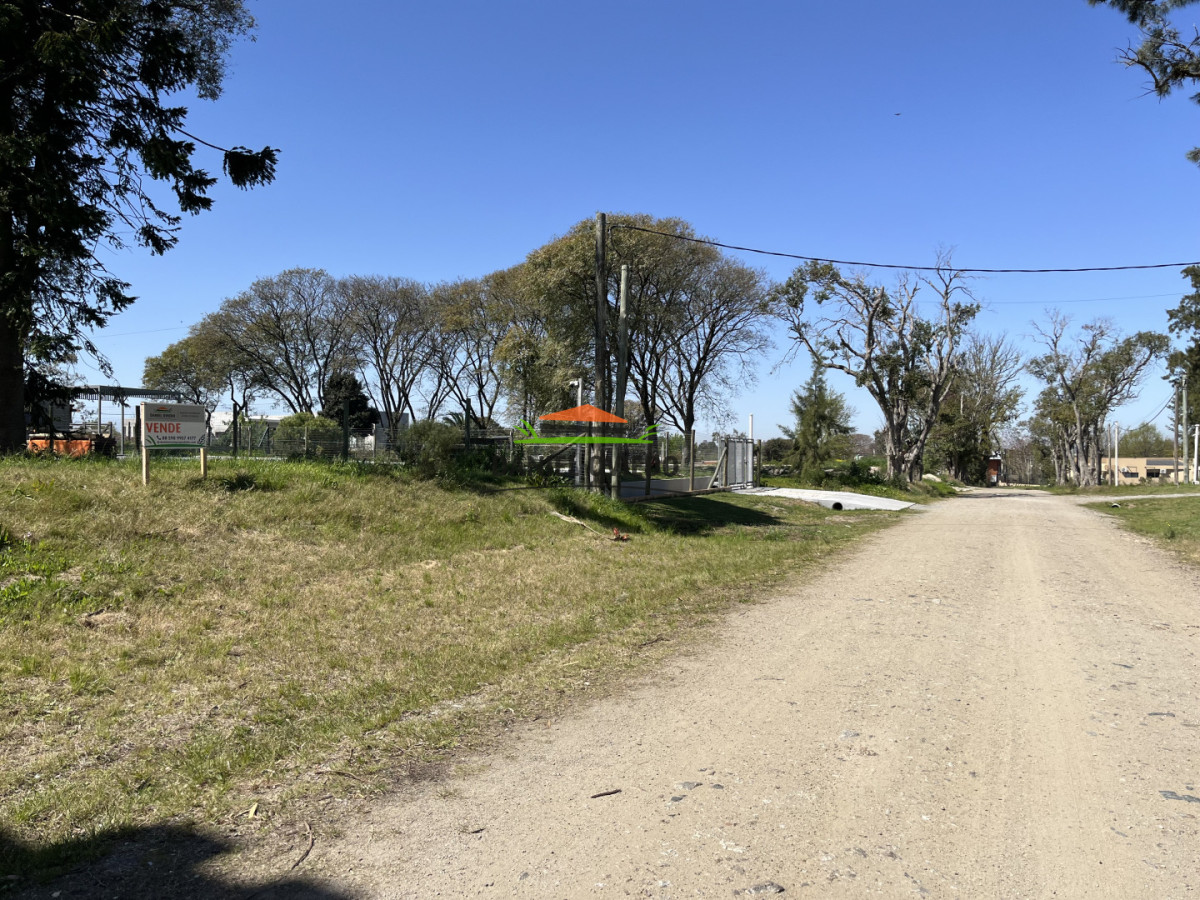Terreno ID.80/Terreno-N-20-en-Urbanizaci - Terreno N 20 en Urbanización Parque Jousten.