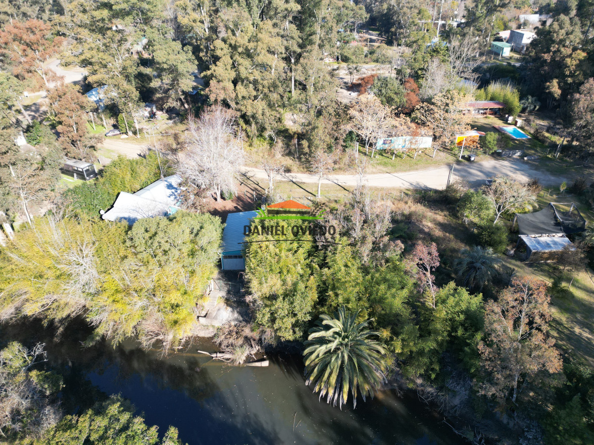 Terreno ID.218 - Gran terreno en venta con costa de arroyo en Santa Ana.