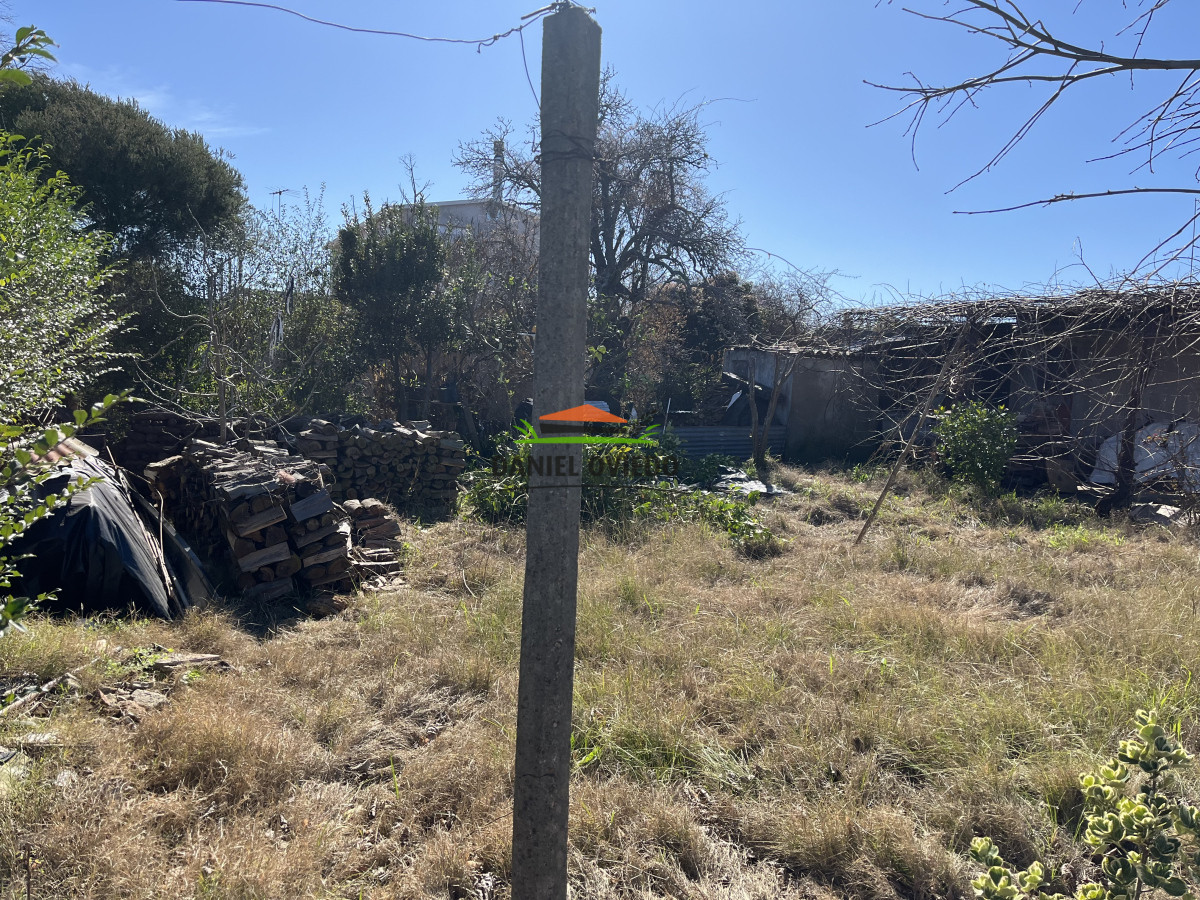 Terreno ID.141 - Excelente terreno en esquina en venta con mejoras en Carmelo.