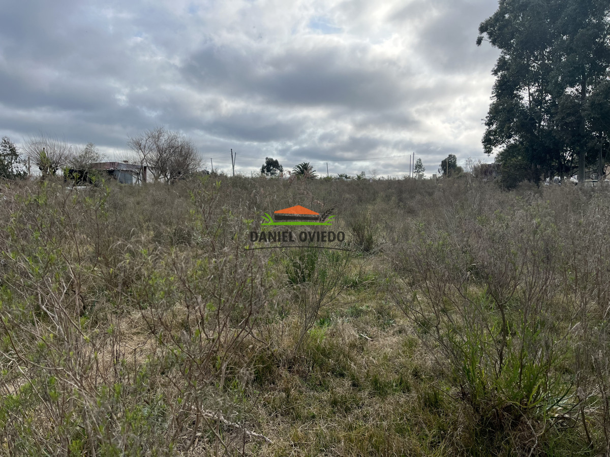 Terreno ID.241/Gran-terreno-de-2.720-m2-en-venta-en-Barrio-Retiro,-Nueva-Helvecia. - Gran terreno de 2.720 m2 en venta en Barrio Retiro, Nueva Helvecia.