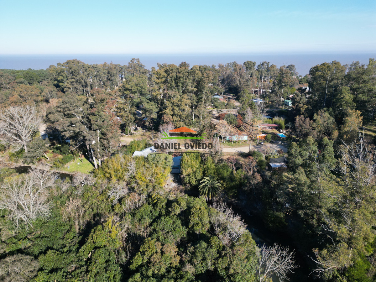 Terreno ID.218 - Gran terreno en venta con costa de arroyo en Santa Ana.