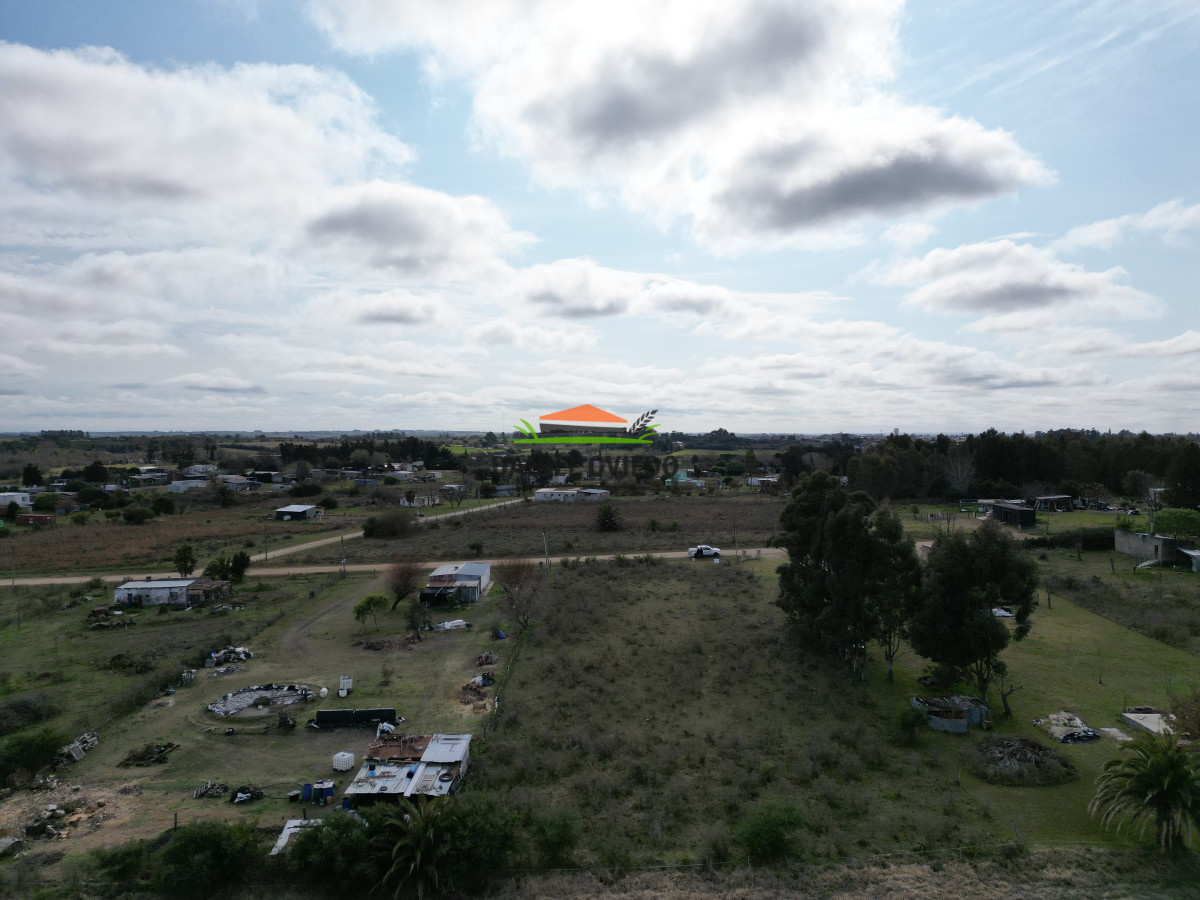Terreno ID.241/Gran-terreno-de-2.720-m2-en-venta-en-Barrio-Retiro,-Nueva-Helvecia. - Gran terreno de 2.720 m2 en venta en Barrio Retiro, Nueva Helvecia.