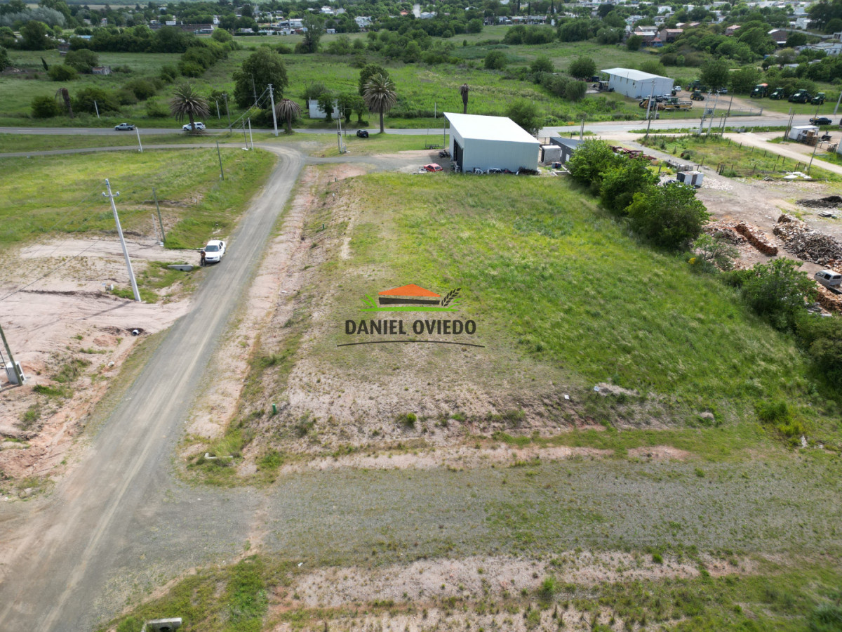 Terreno ID.296/Terreno-en-esquina,-Loma-Verde---excelente-punto. - Terreno en esquina, Loma Verde - excelente punto.