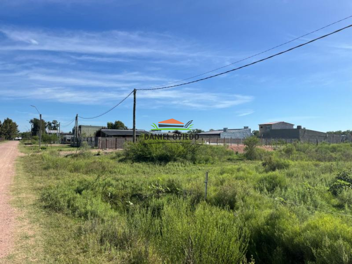 Terreno ID.35/2-terrenos-en-venta-calle-Raúl-Igoa,-barrio-Las-Lomas,-Carmelo. - 2 terrenos en venta calle Raúl Igoa, barrio Las Lomas, Carmelo.