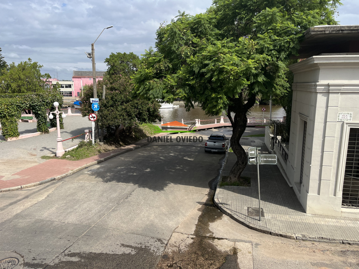 Hotel ID.194 - Hotel y local comercial en venta en la rambla de Carmelo.