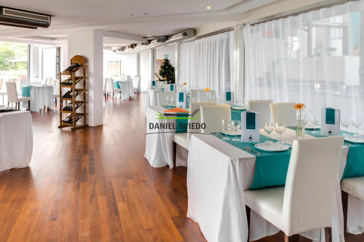 Hotel ID.193 - Excepcional Hotel de 5 estrellas con vista plena al Río de la Plata en venta en Colonia. 