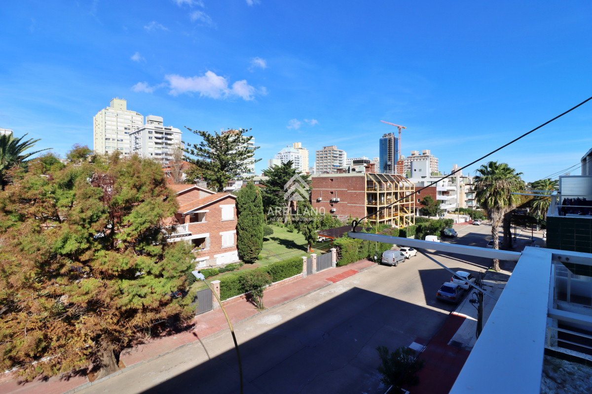 Apartamento ID.4637 - 1 dormitorio y medio, Peninsula