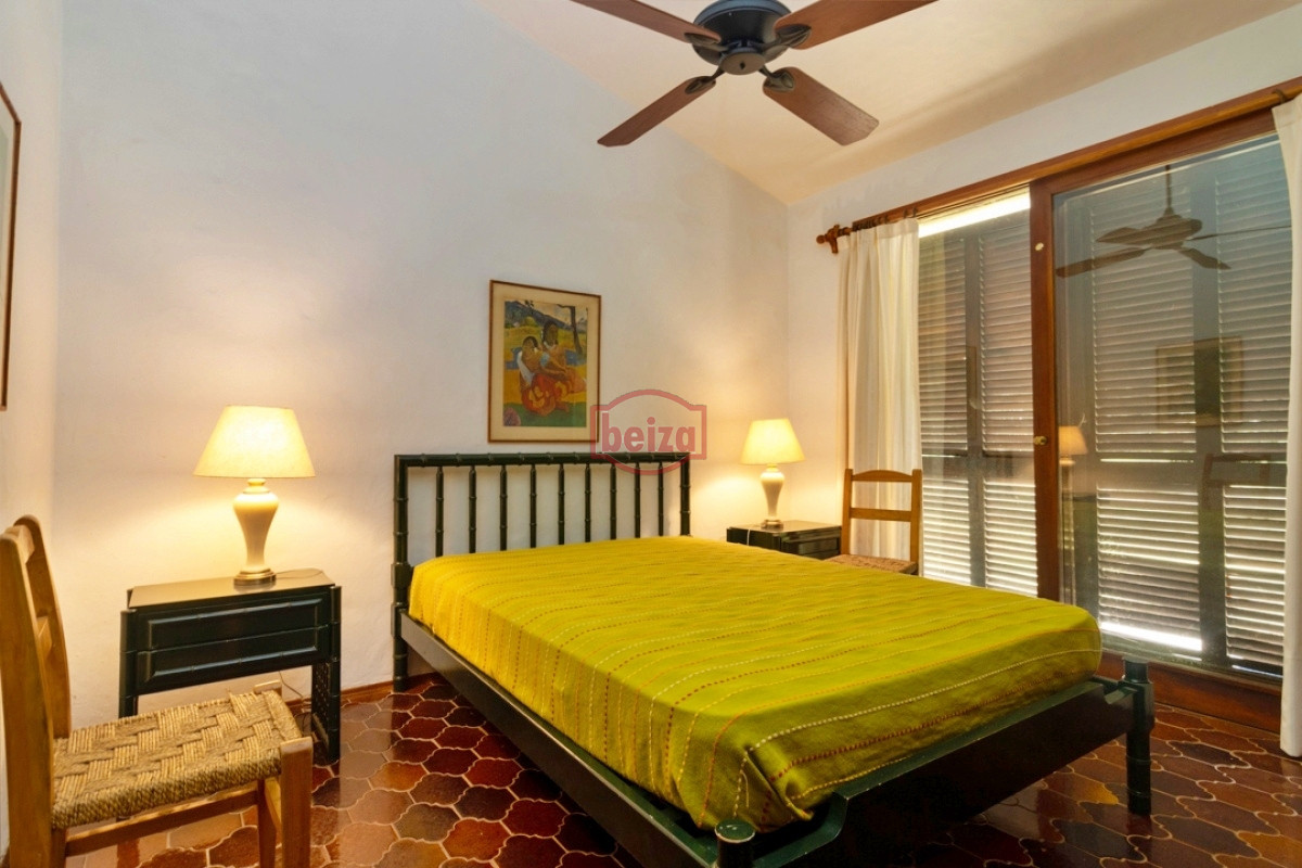 Casa ID.166393/Casa-de-2-dormitorios-a-la-venta--En-el-Chorro- - Casa en venta Pinares 2 dormitorios