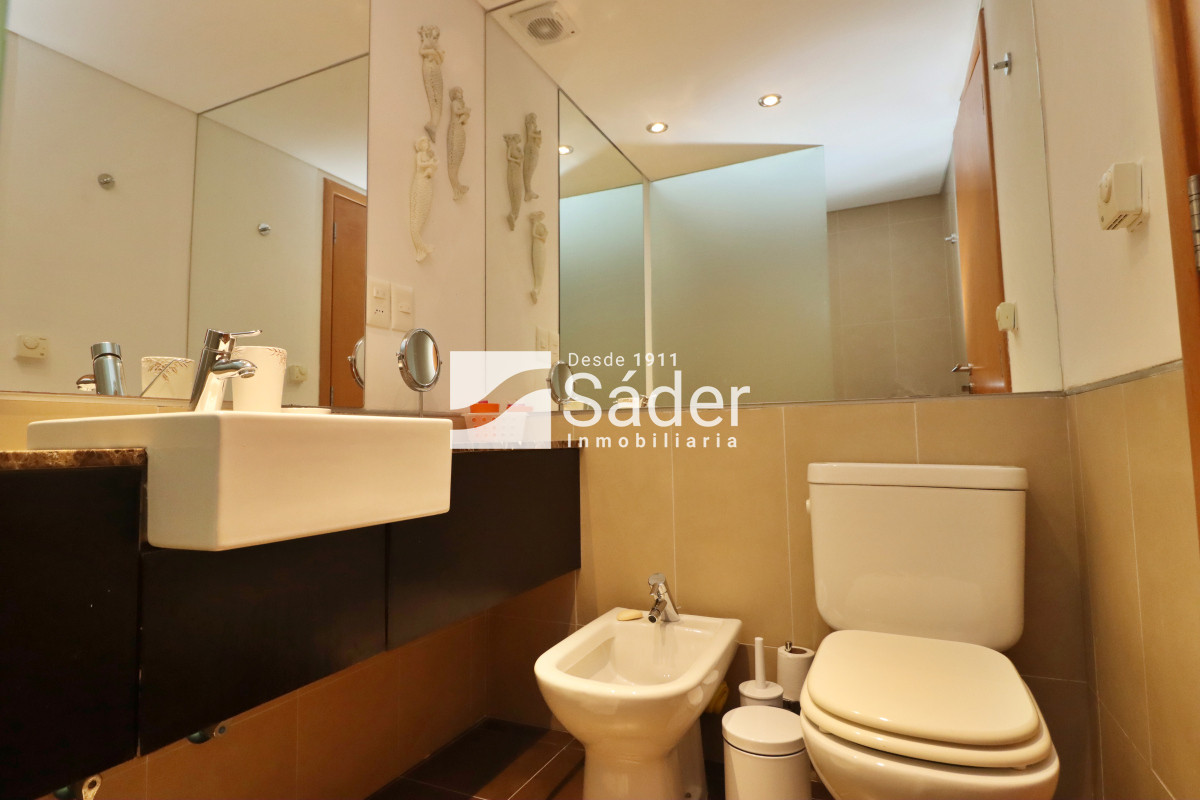 Apartamento ID.4308 - Apto en alquiler de 3 dormitorios. 