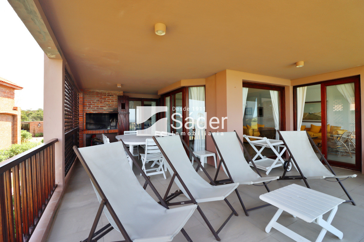 Apartamento ID.4463 - Apartamento 3 dormitorios mas dependencia. en Manantiales