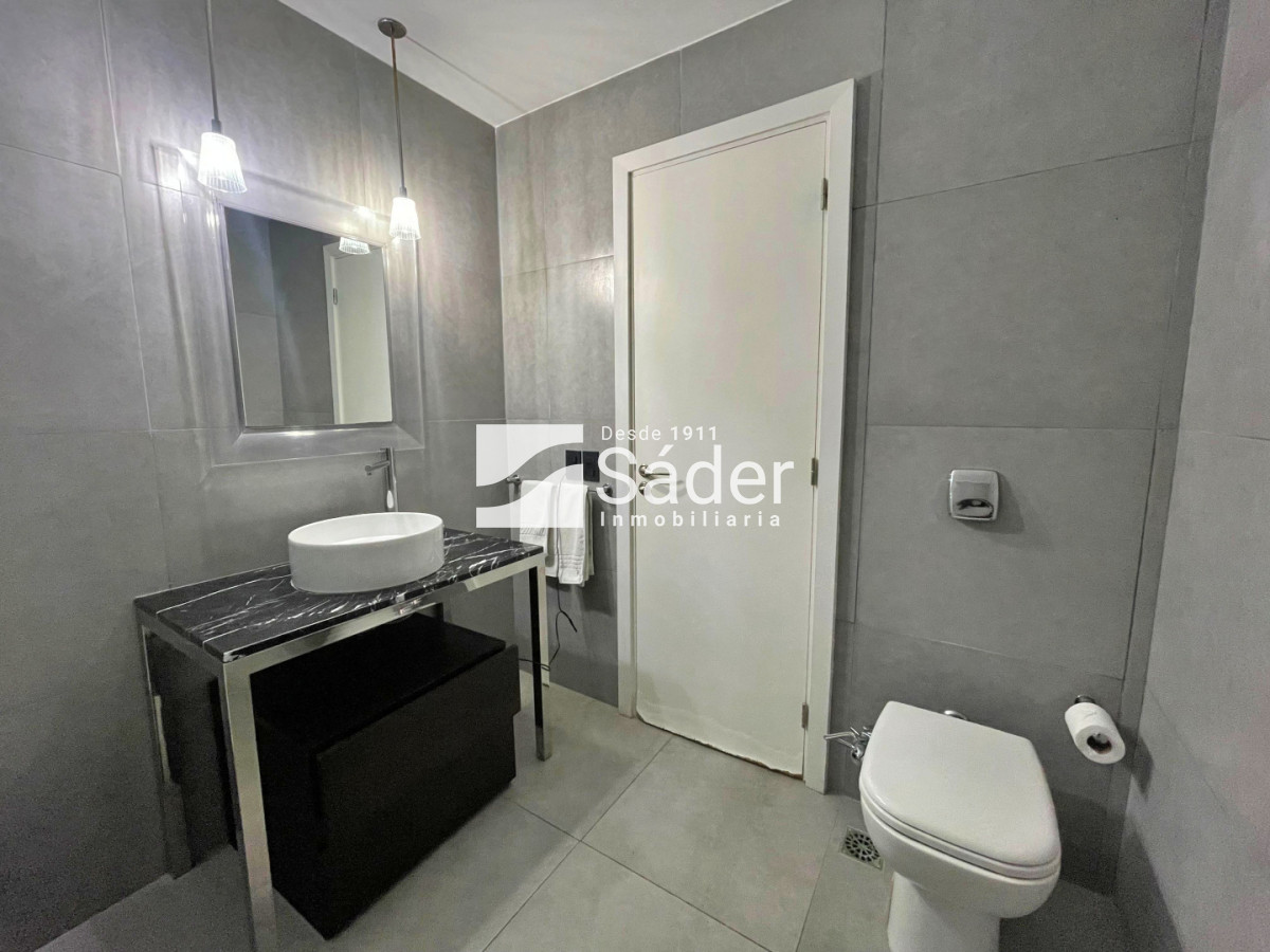 Apartamento ID.4955 - Penthouse en Pda 7 sobre Av. Roosevelt