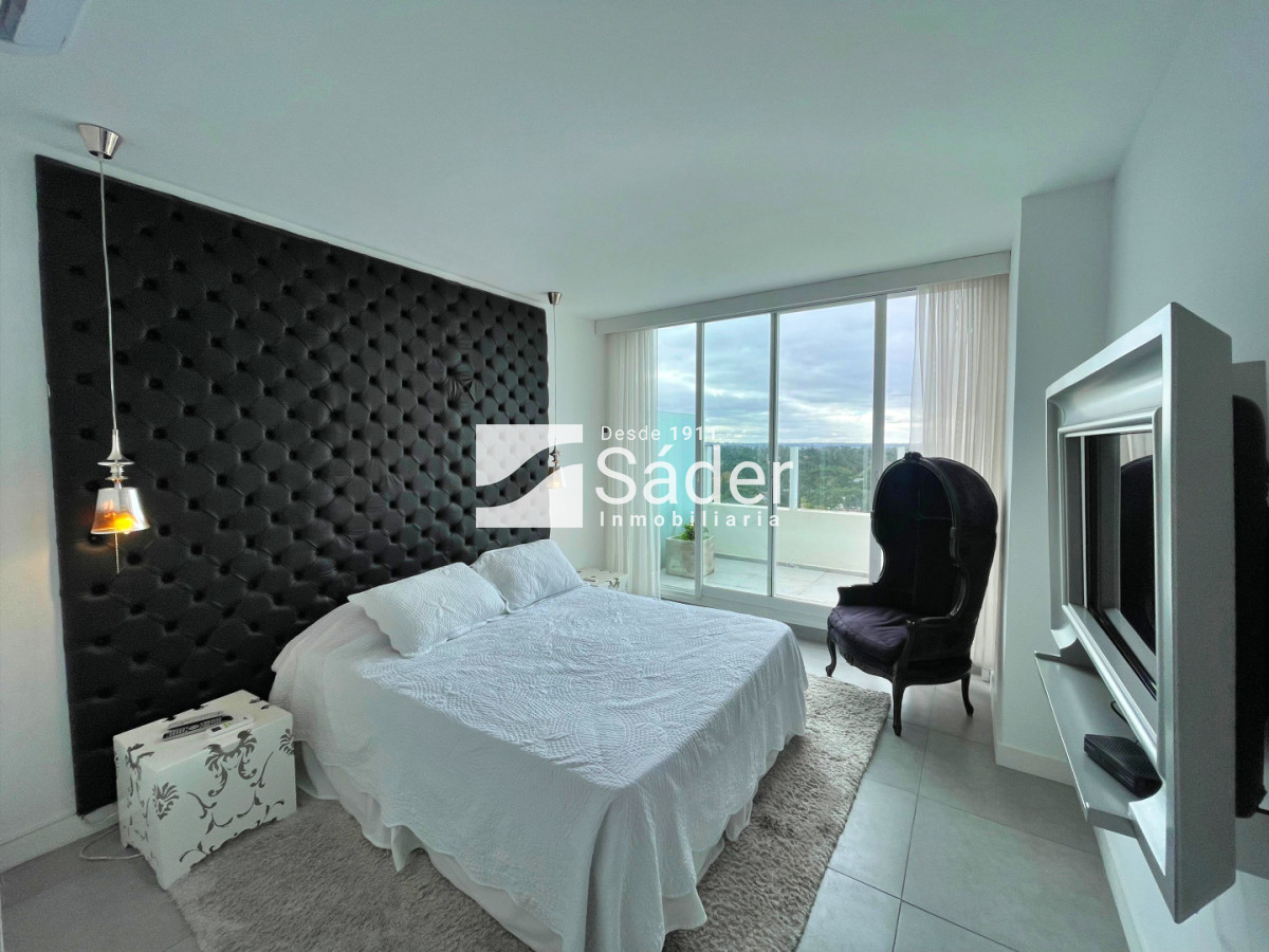 Apartamento ID.4955 - Penthouse en Pda 7 sobre Av. Roosevelt