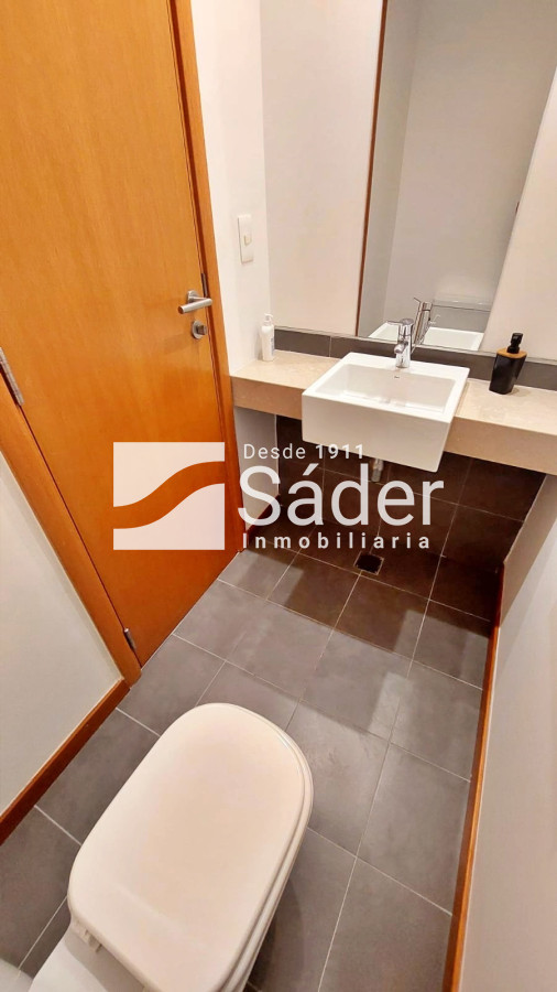 Apartamento ID.4451 - Apto 3 Dormitorios en alquiler, frente al mar 