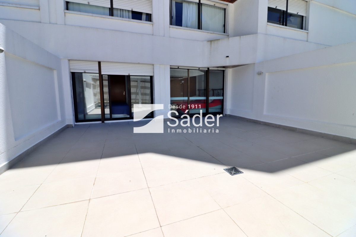 Apartamento ID.2620 - Apartamento en venta y alquiler Peninsula 3 dormitorios