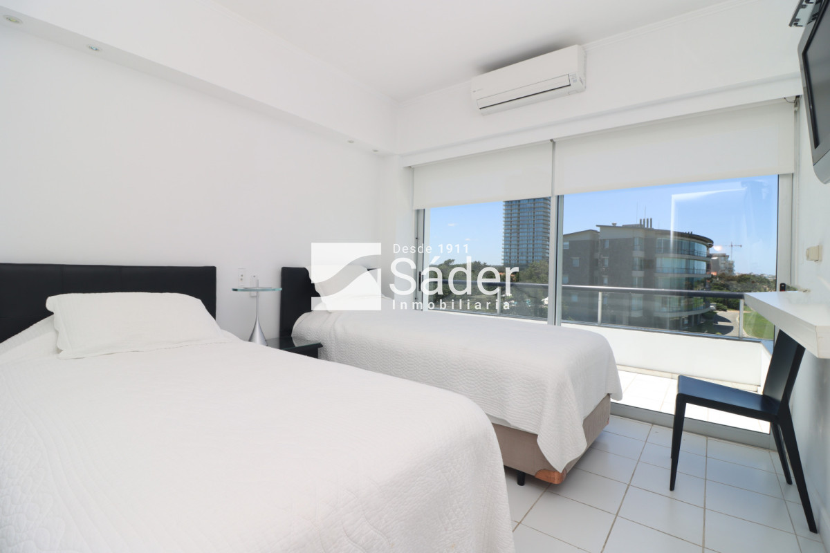 Apartamento ID.4605 - Penthouse en Alq. Pda 32 de Playa Brava, Punta del Este 