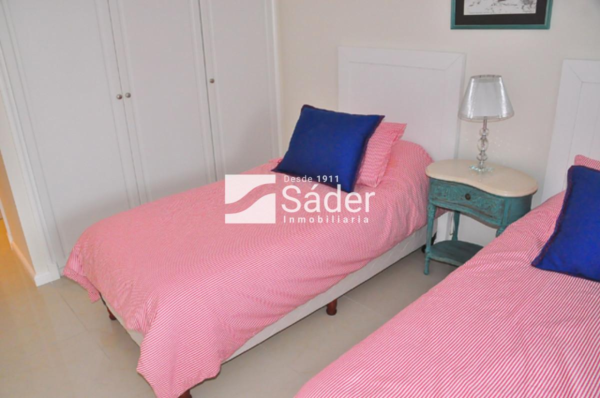 Apartamento ID.3389 - Apartamento en venta Playa Brava 4 dormitorios