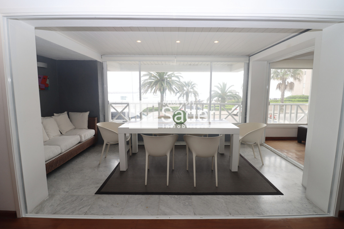 Apartamento ID.4396 - Apartamento de gran tamaño frente al Puerto