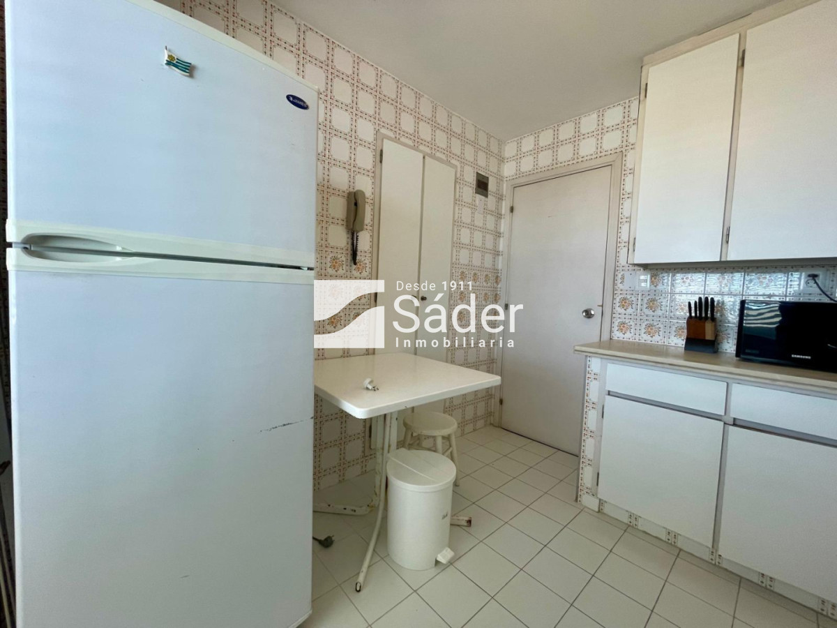 Apartamento ID.4657 - Apartamento en venta y alquiler 4 dormitorios en la península.