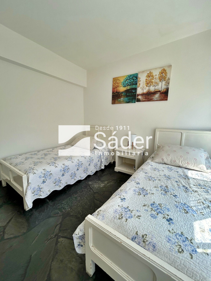 Apartamento ID.3974 - Apto Funcional en la Península 