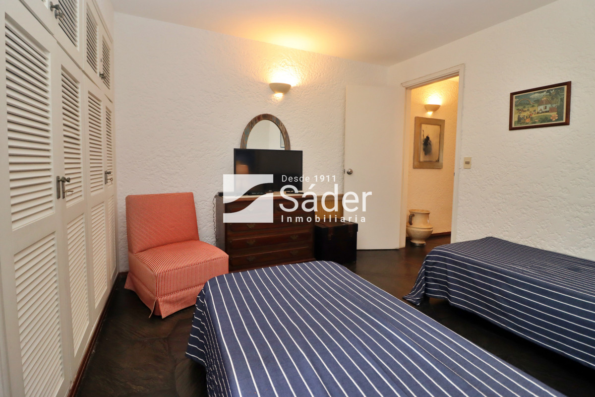 Apartamento ID.4411 - Apartamento 3 dorm. Playa el Emir