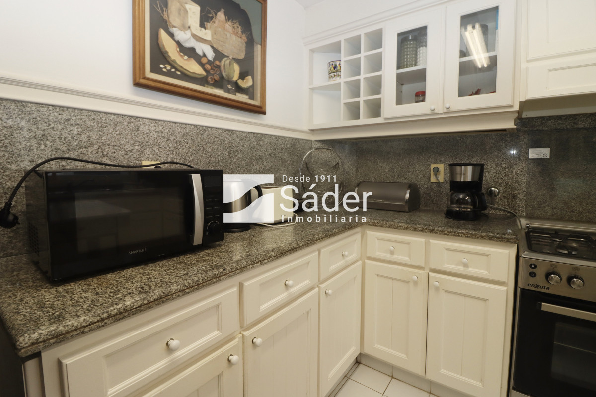 Apartamento ID.4396 - Apartamento de gran tamaño frente al Puerto