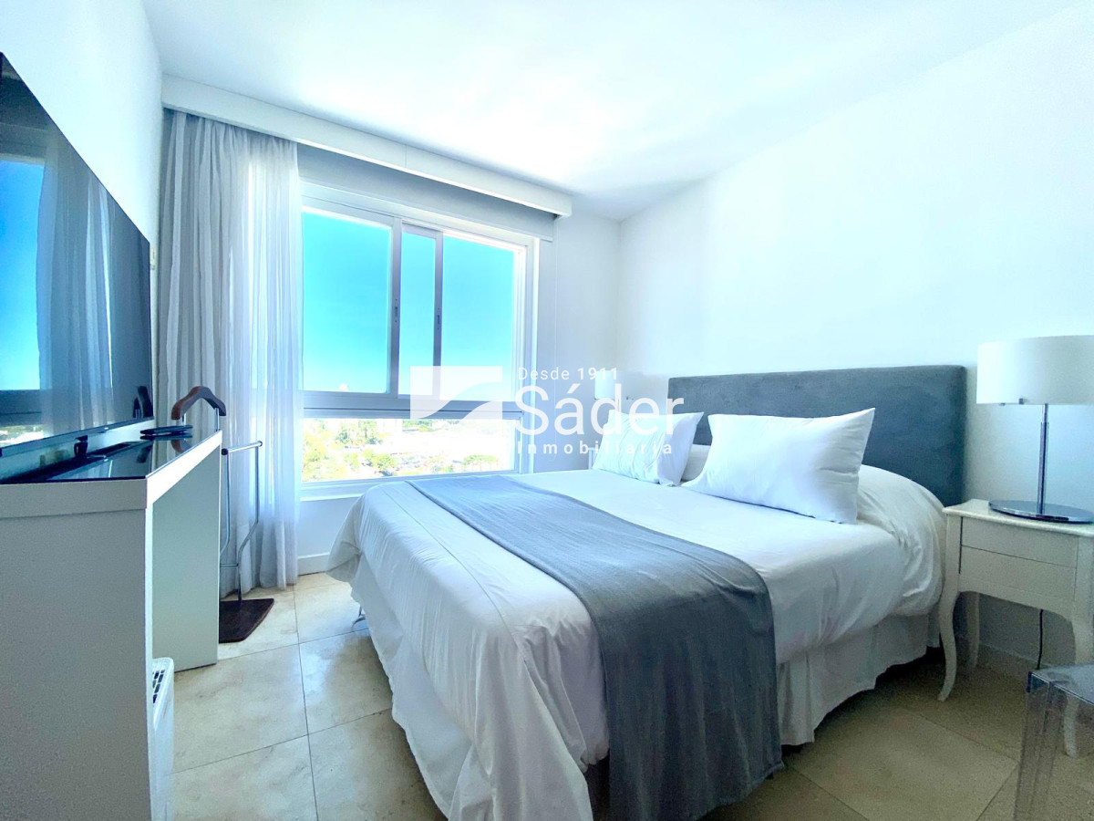 Apartamento ID.4107 - Elegancia y vista en el corazón de Roosevelt