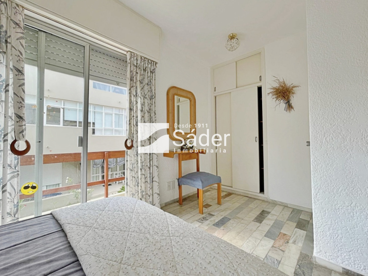Apartamento ID.4673 - Apto de 2 dormitorios en Alquiler, Península 