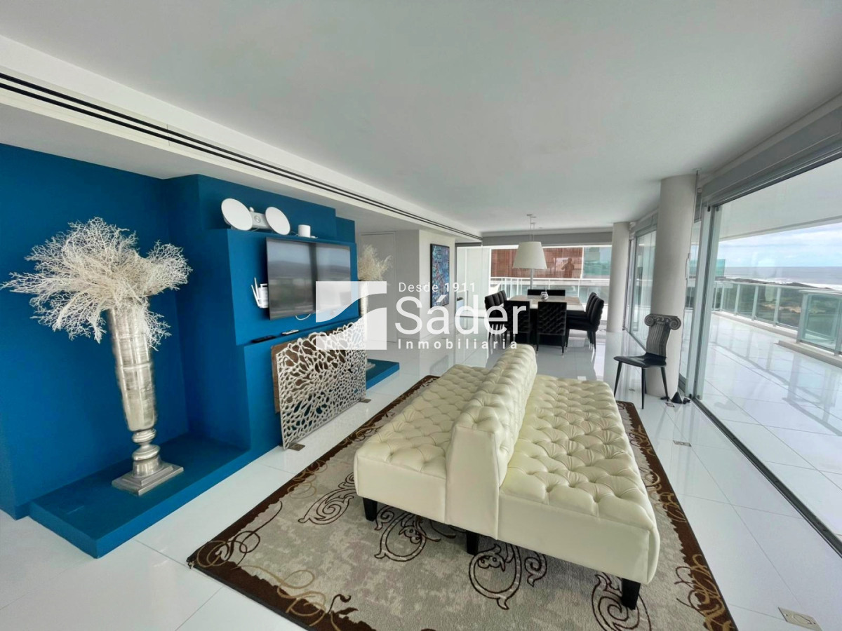 Apartamento ID.3814 - Penthouse de lujo en Playa Brava