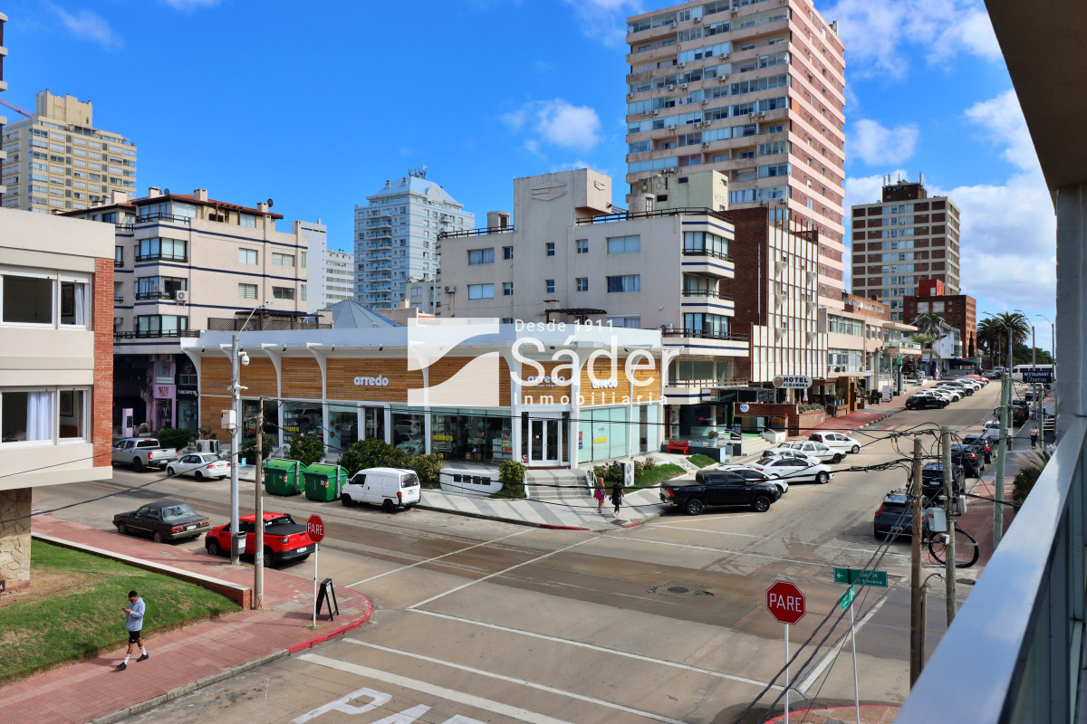 Apartamento ID.4087 - Apto venta y alquiler en Península, a solo 100 metros de la playa El Emir 