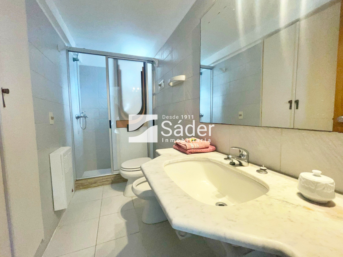Apartamento ID.4087 - Apto venta y alquiler en Península, a solo 100 metros de la playa El Emir 