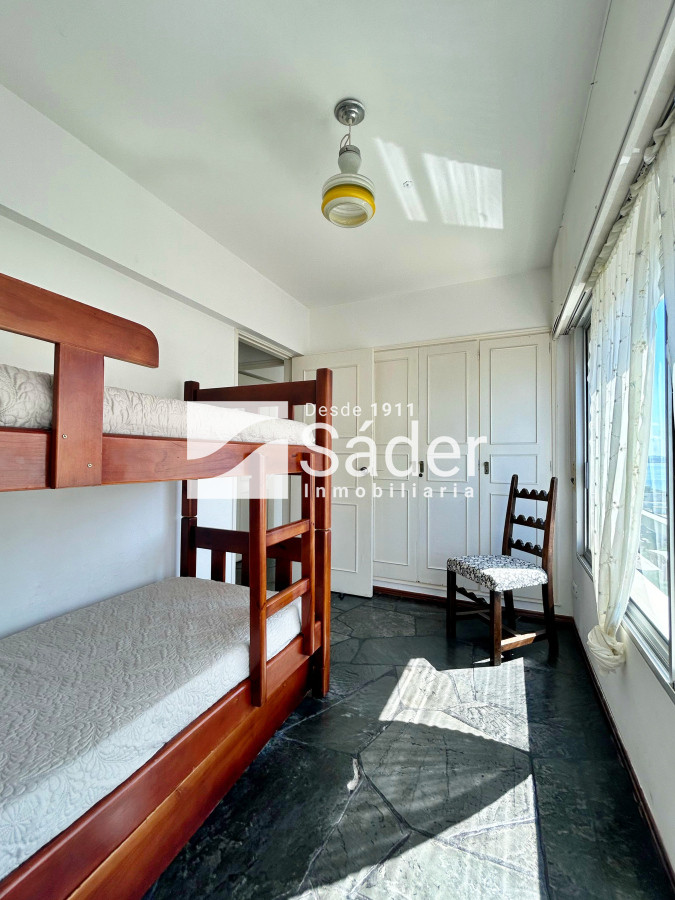 Apartamento ID.3974 - Apto Funcional en la Península 