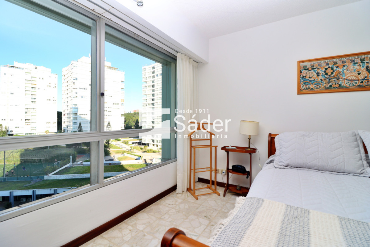 Apartamento ID.4555 - Apto en Alq. 4 dormitorios en Pda. 19 de la Mansa 