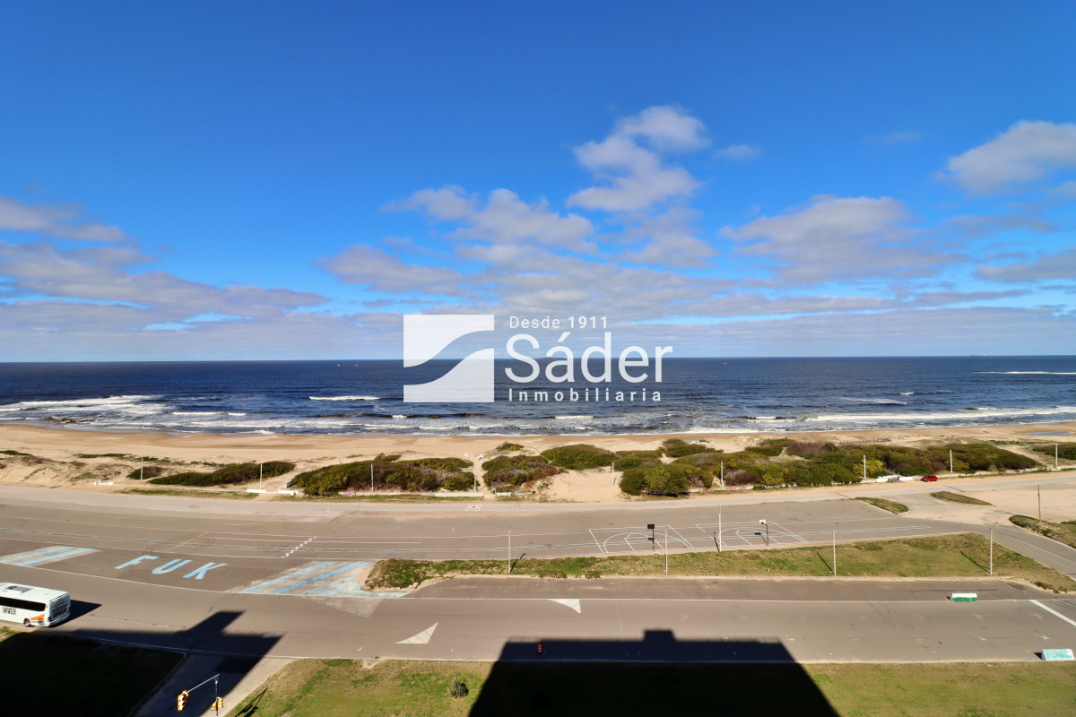 Apartamento ID.4309 - Apartamento en alquiler primera fila playa brava