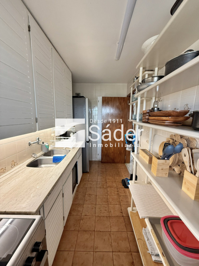 Apartamento ID.3751 - A metros del mar, Parada 19 de Playa Mansa. Alquiler temporal 