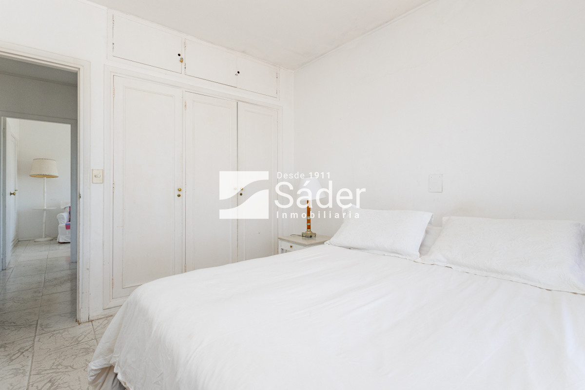 Apartamento ID.3648 - Espectacular apartamento en venta, primera fila frente a la playa El Emir