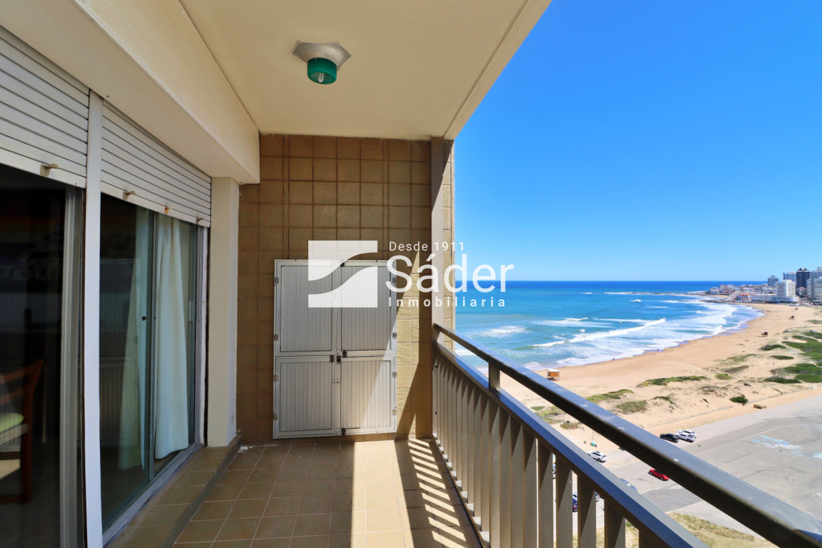 Apartamento ID.4545 - Verano frente al mar, Parada 3 de la Brava 