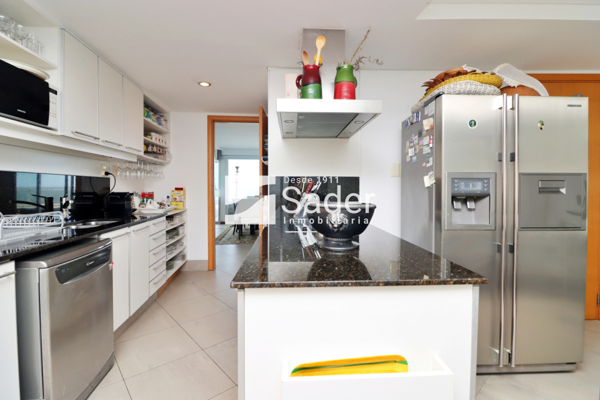 Apartamento ID.4476 - Penthouse en Alq. Frente al Mar, 1era Quincena de Enero 