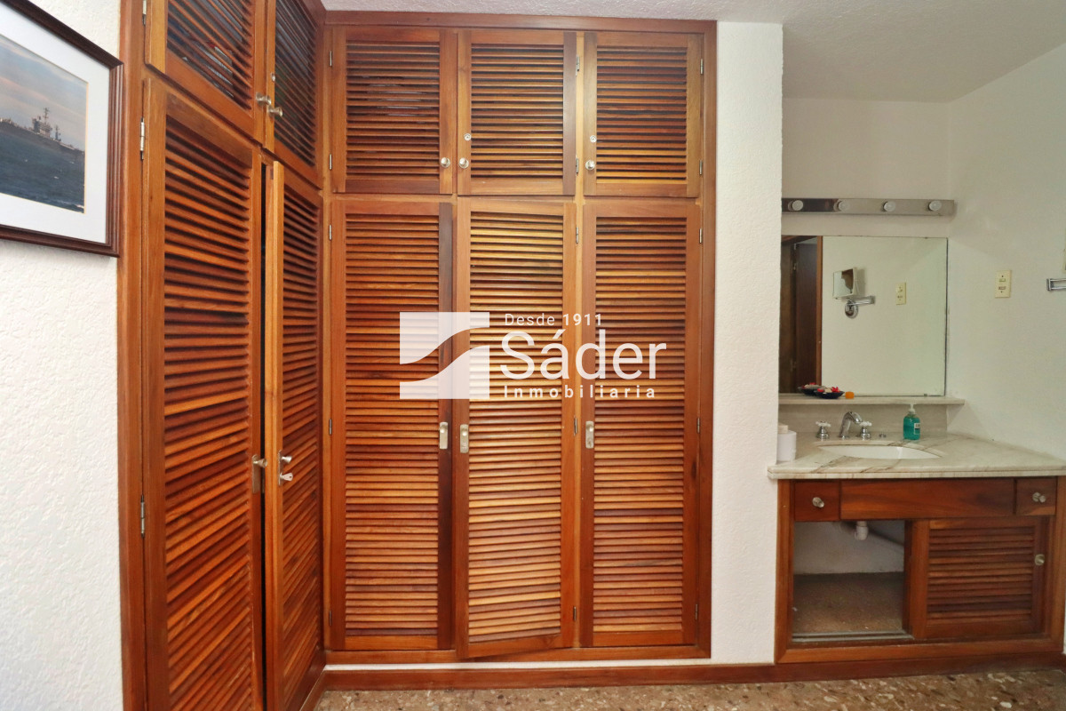 Apartamento ID.4328 - Apto 3 dorm. frente al mar. Parada 2