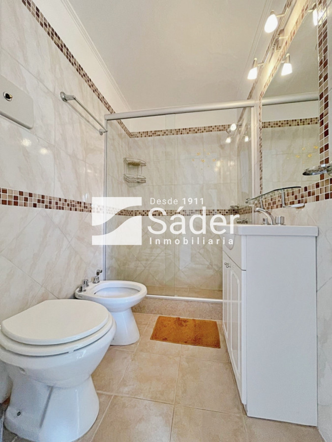 Apartamento ID.4673 - Apto de 2 dormitorios en Alquiler, Península 
