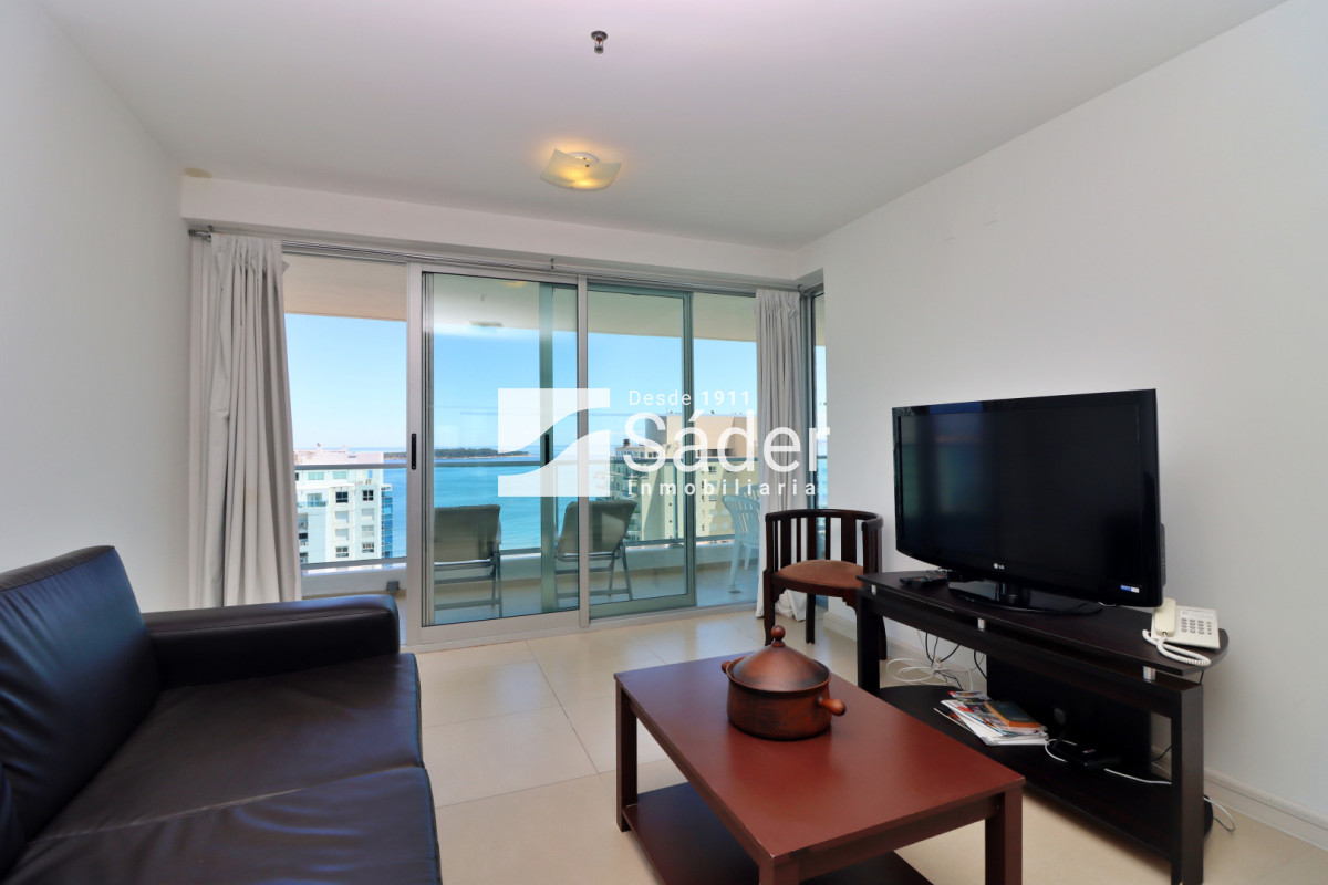 Apartamento ID.2858 - Apartamento en venta Playa Mansa 2 dormitorios