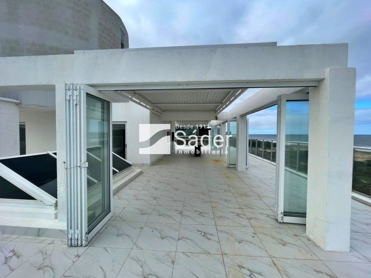 Apartamento ID.3814 - Penthouse de lujo en Playa Brava