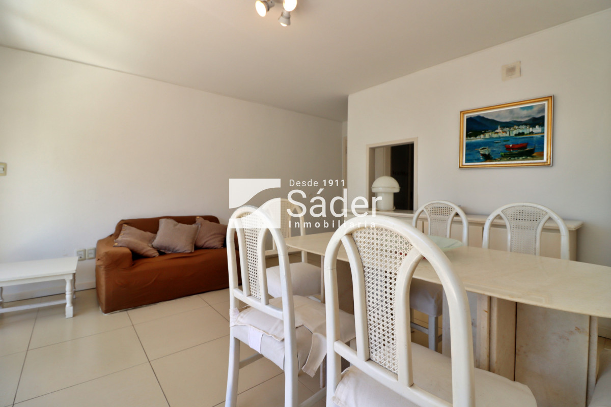 Apartamento ID.4615 - Apto 2 Dormitorios en la Península, sobre Av. Gorlero 