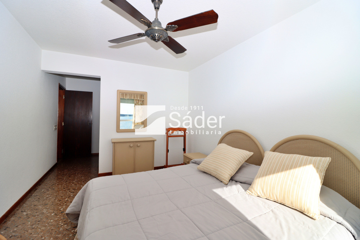 Apartamento ID.4462 - Apartamento en alquiler 3 dormitorios. Playa mansa