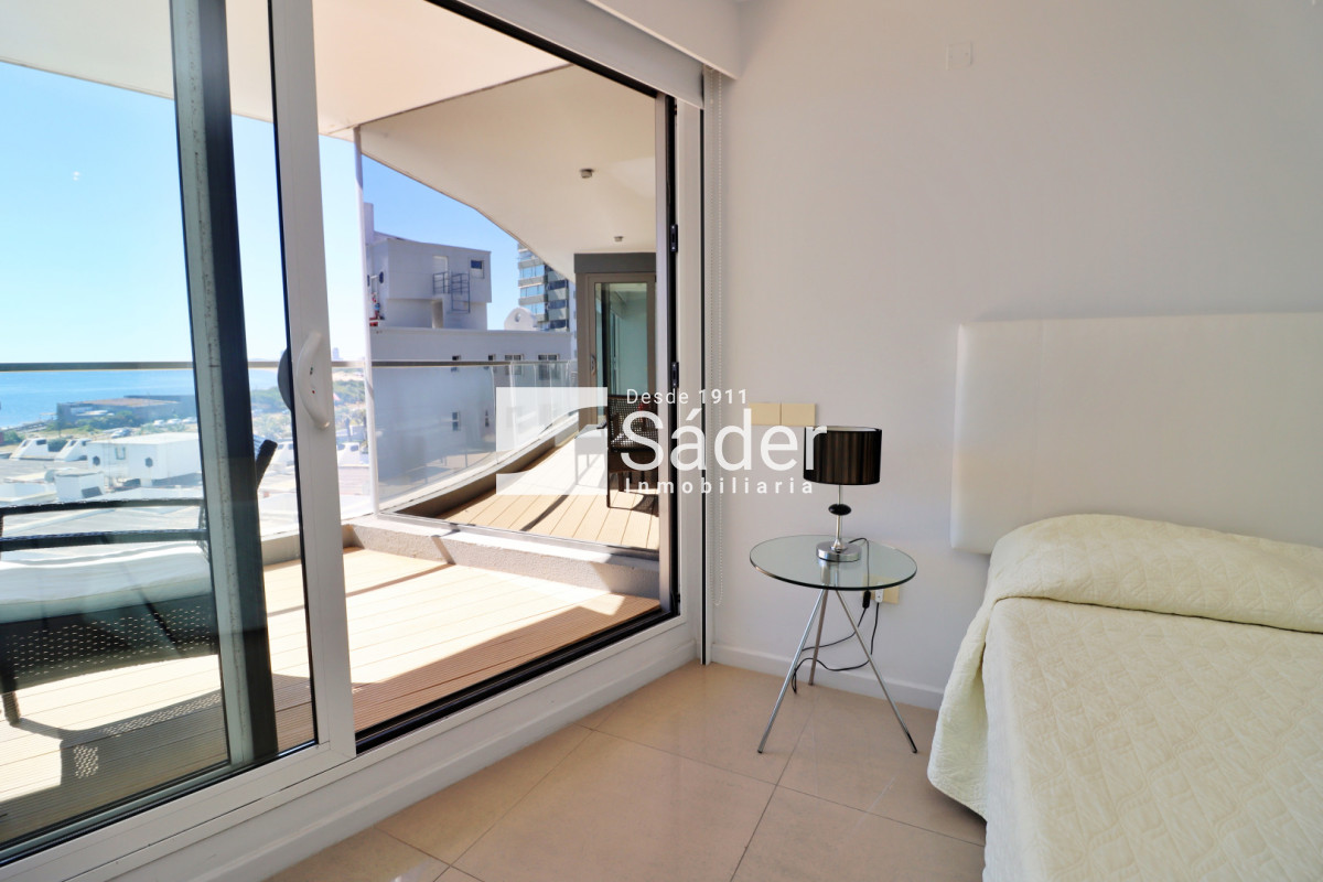 Apartamento ID.4549 - Alquiler de apto 3 dormitorios en suite a Metros de la Mansa, Pda. 3.