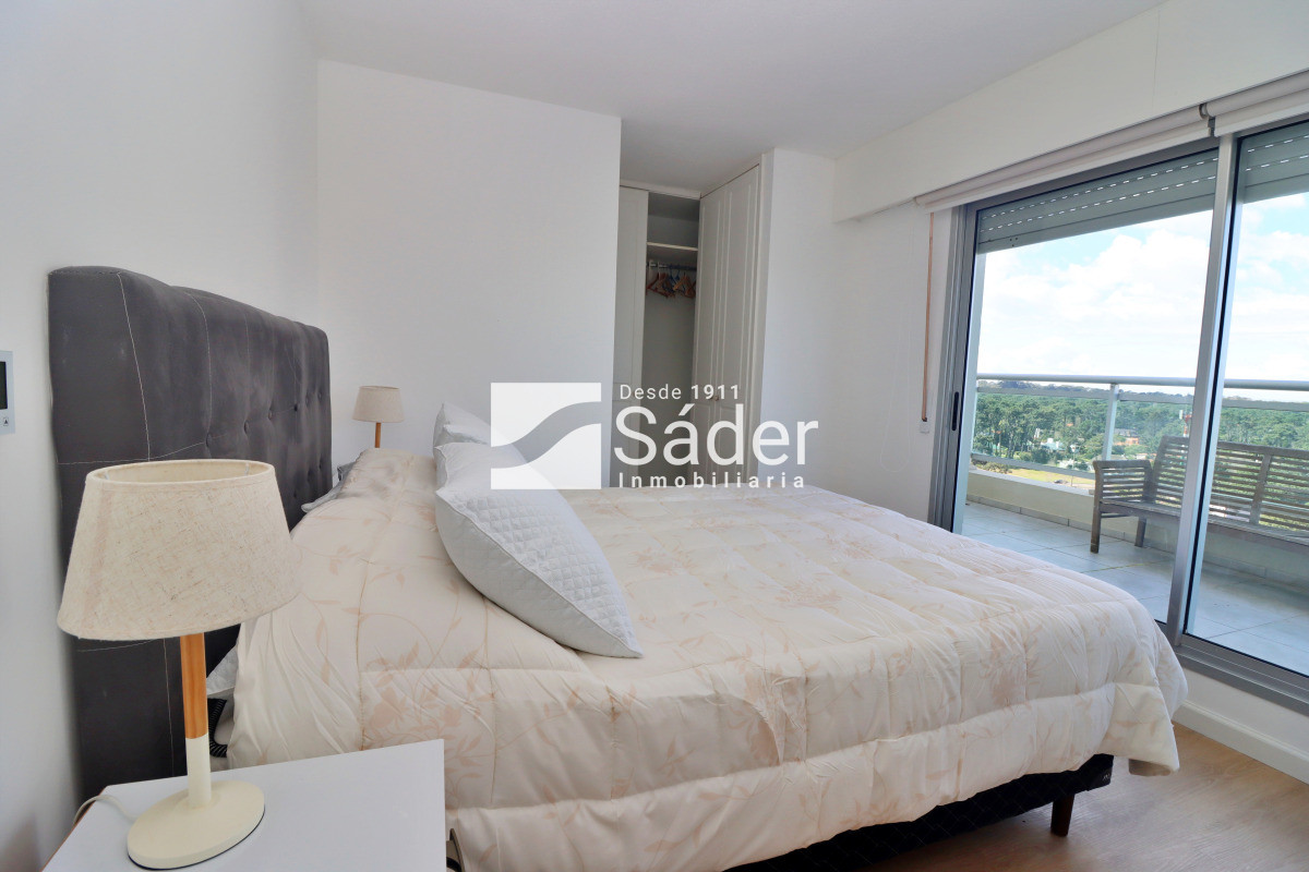 Apartamento ID.4236 - Apto 3 dorm. Parada 14 de mansa. Luminoso y moderno. 