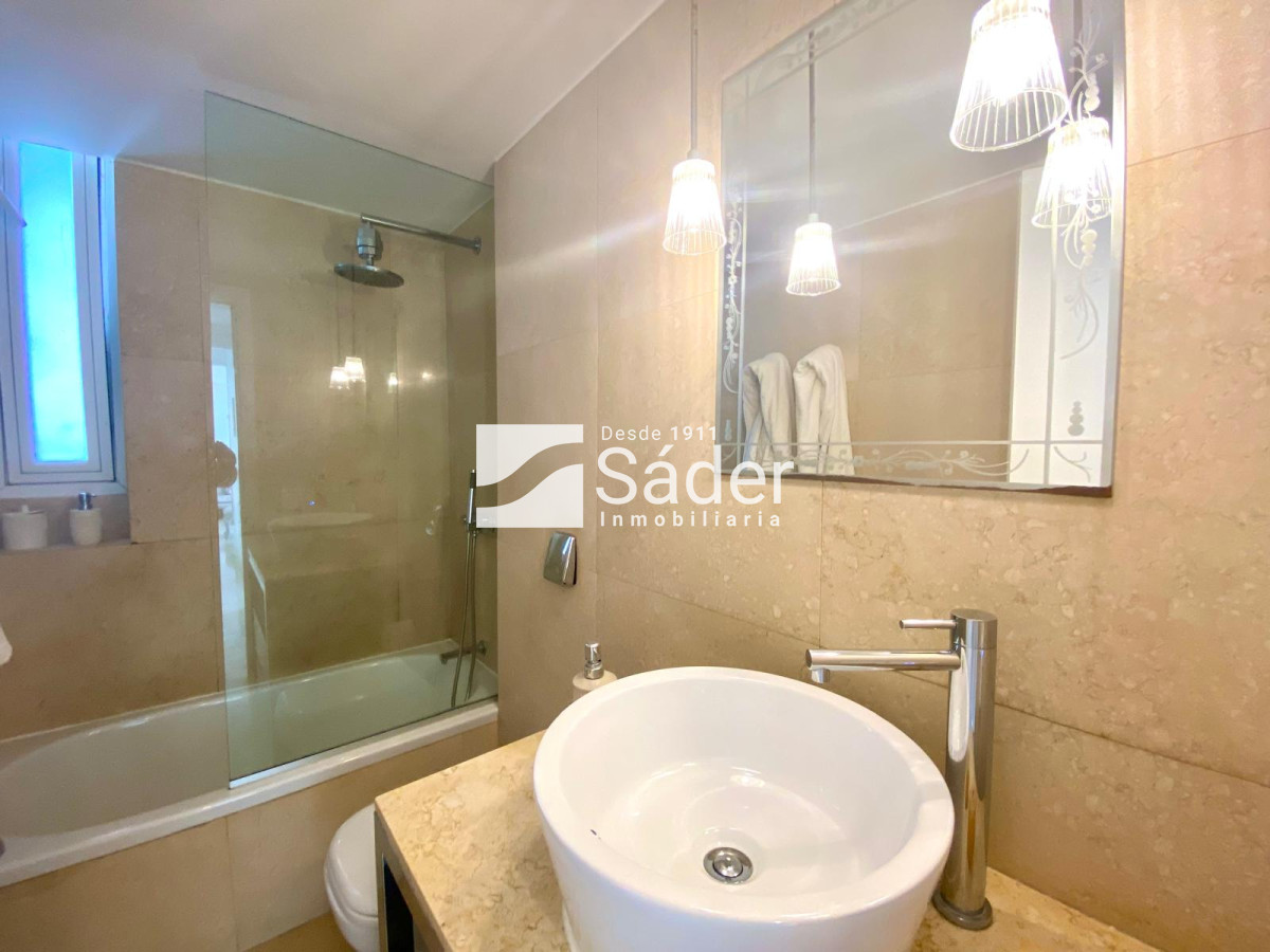 Apartamento ID.4107 - Elegancia y vista en el corazón de Roosevelt