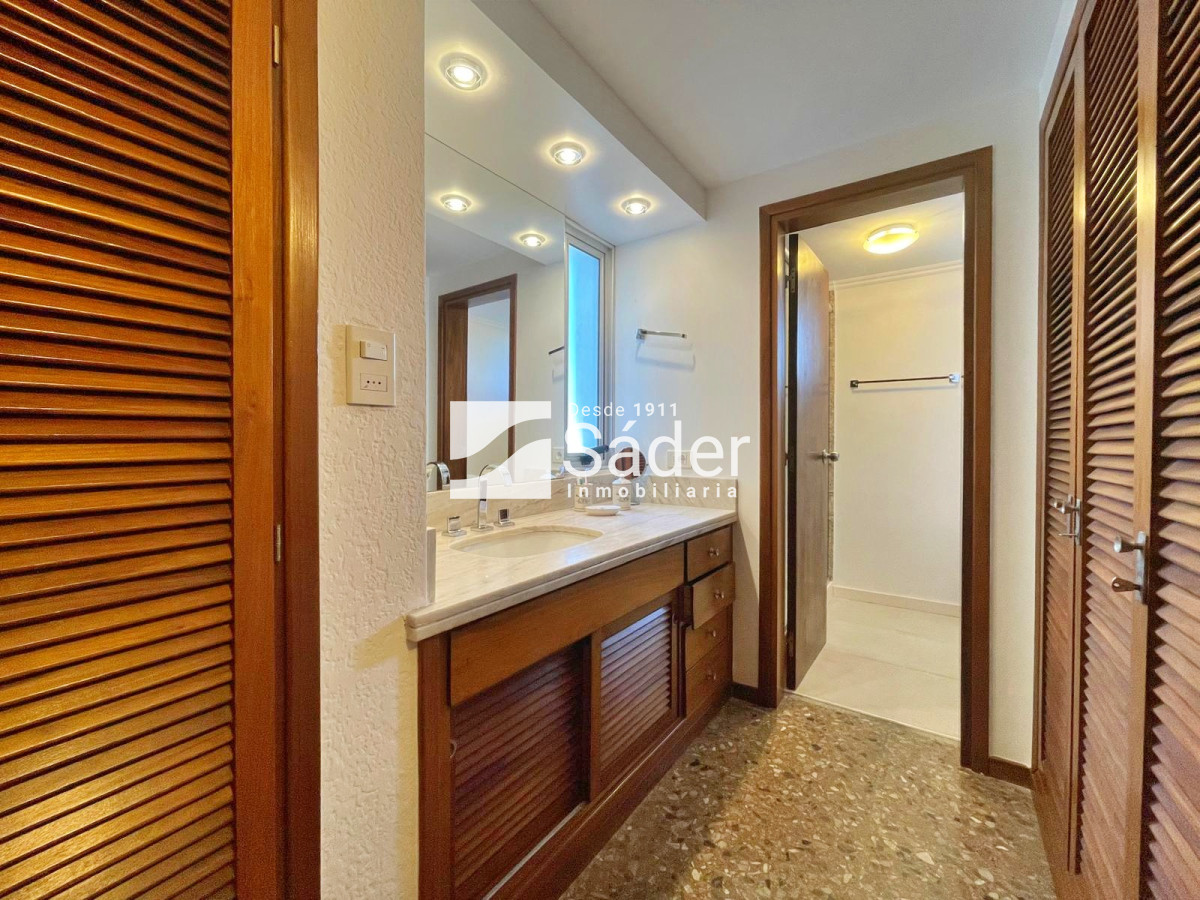 Apartamento ID.4270 - Excepcional apartamento en primera línea de playa mansa