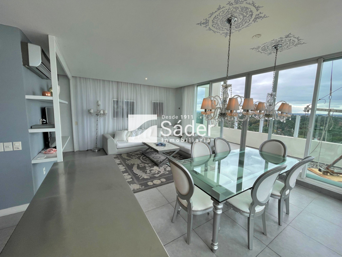 Apartamento ID.4955 - Penthouse en Pda 7 sobre Av. Roosevelt