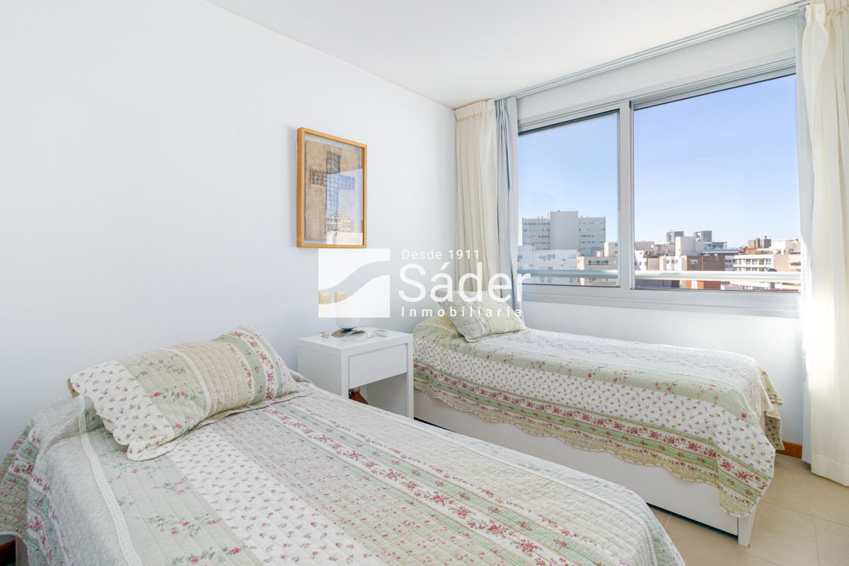 Apartamento ID.3192 - Apartamento en venta Peninsula 4 dormitorios