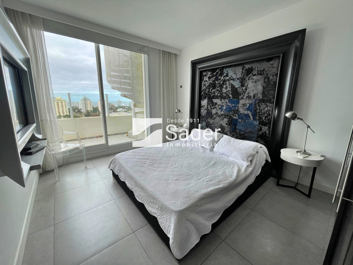 Apartamento ID.4955 - Penthouse en Pda 7 sobre Av. Roosevelt